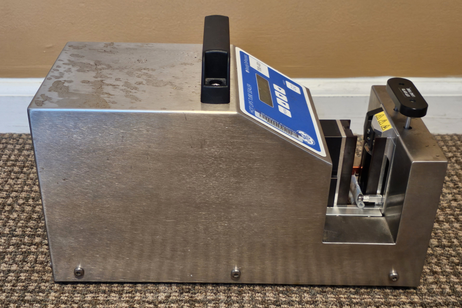 GE Wave Bio Tech Hot Lips II HTLS-II 28945372 Tube Sealer; SN:1988771; Blue [2015]	, photo 8 of 12