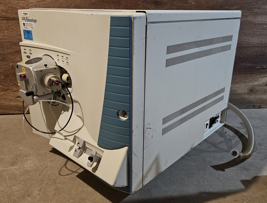 Thermo Scientific Finnigan LCQ Advantage Mass Spectrometer; SN:LAD00162, photo 2 of 19