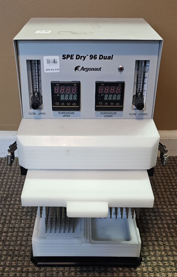 Jones Chromatography Argonaut SPE Dry-96 DUAL Chromatography Sample Concentrator System; SN:1106/9, photo 13 of 26