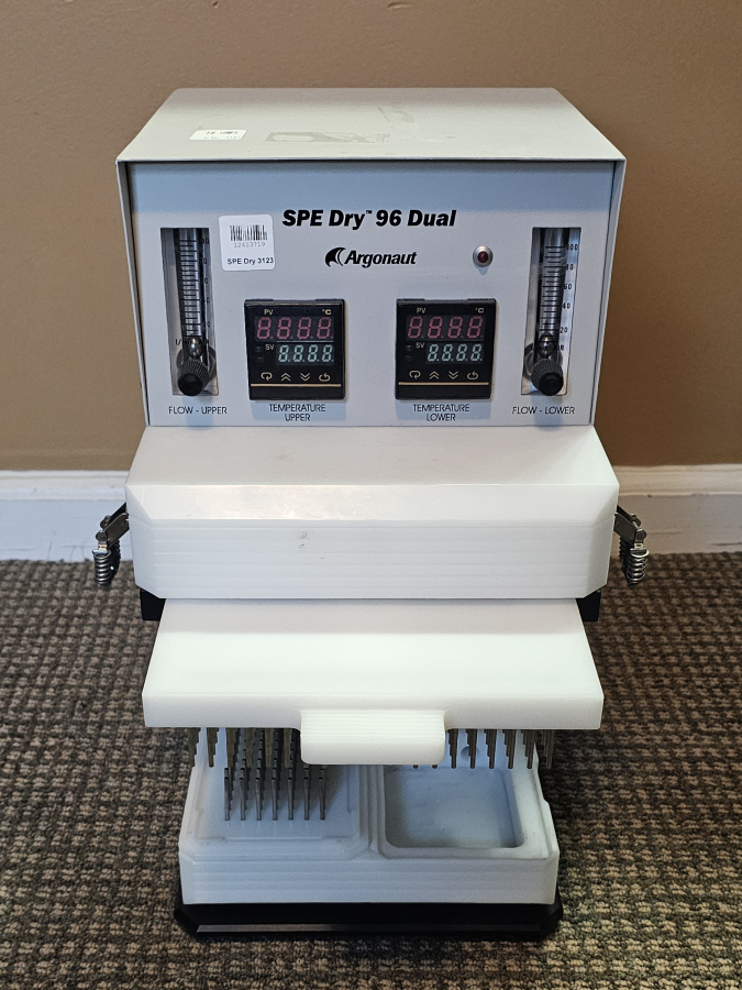Jones Chromatography Argonaut SPE Dry-96 DUAL Chromatography Sample Concentrator System; SN:1106/9, photo 14 of 26