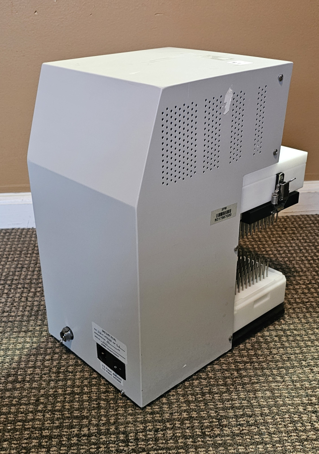 Jones Chromatography Argonaut SPE Dry-96 DUAL Chromatography Sample Concentrator System; SN:1106/9, photo 25 of 26