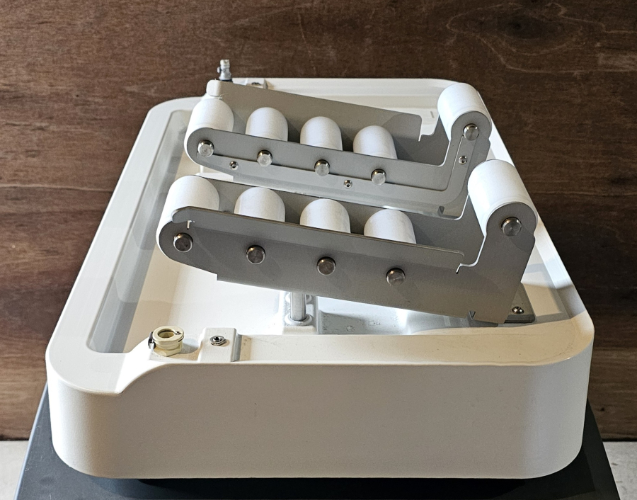 Invitrogen Attune NxT EFS1 External Fluid System; SN:DEFS101310318, photo 20 of 21