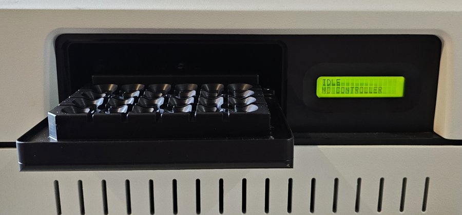 Seahorse Bioscience XFe24 Electrocellular Flux Analyzer; SN:420141, photo 3 of 18