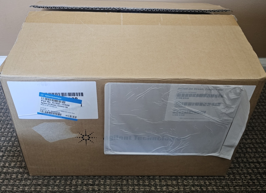 Agilent G1958-65271 AJS Jet Stream Ion Source Compact CNI ESI; SN:SG20429052, photo 16 of 18
