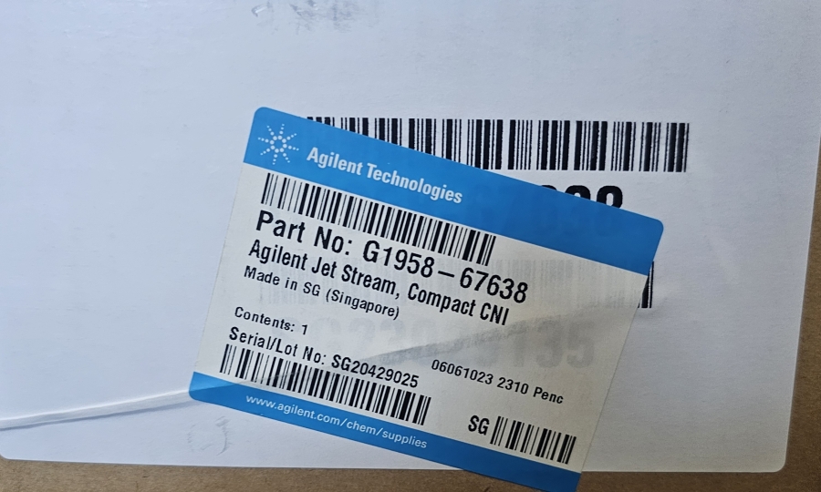 Agilent G1958-65271 AJS Jet Stream Ion Source Compact CNI ESI; SN:SG20429052, photo 17 of 18