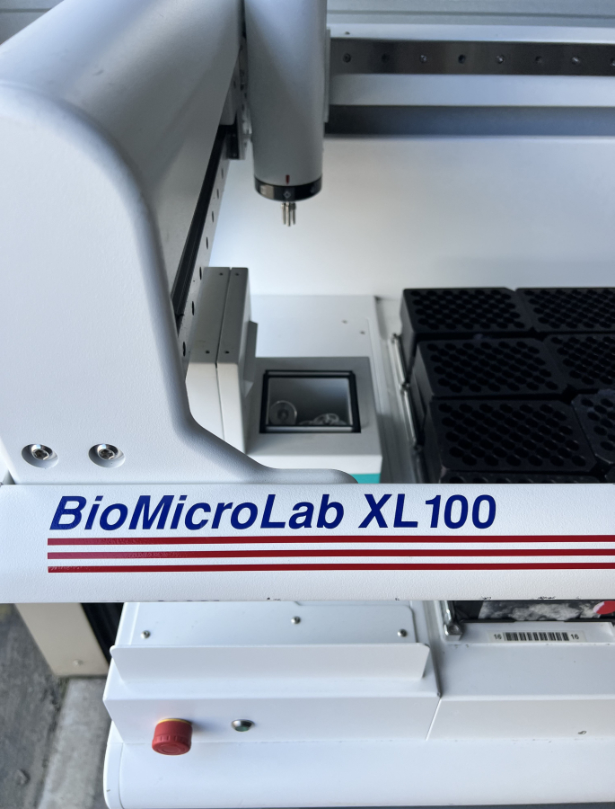 SPT Labtech BioMicroLab XL100 Tube and Vial Handler, photo 10 of 17