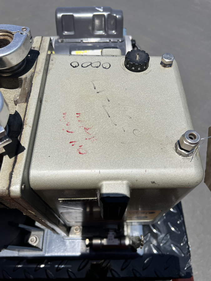 Welch 1402N Chemstar Duo-Seal Belt-Driven Vacuum Pump + 30PT62 Motor, pump 4, photo 2 of 6