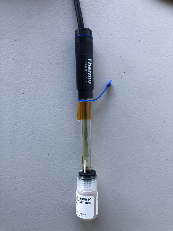 Thermo Scientific 8302BNURCA Ultra pH/ATC Probe, DJ/Glass, NTC30/RCA. , photo 1 of 6