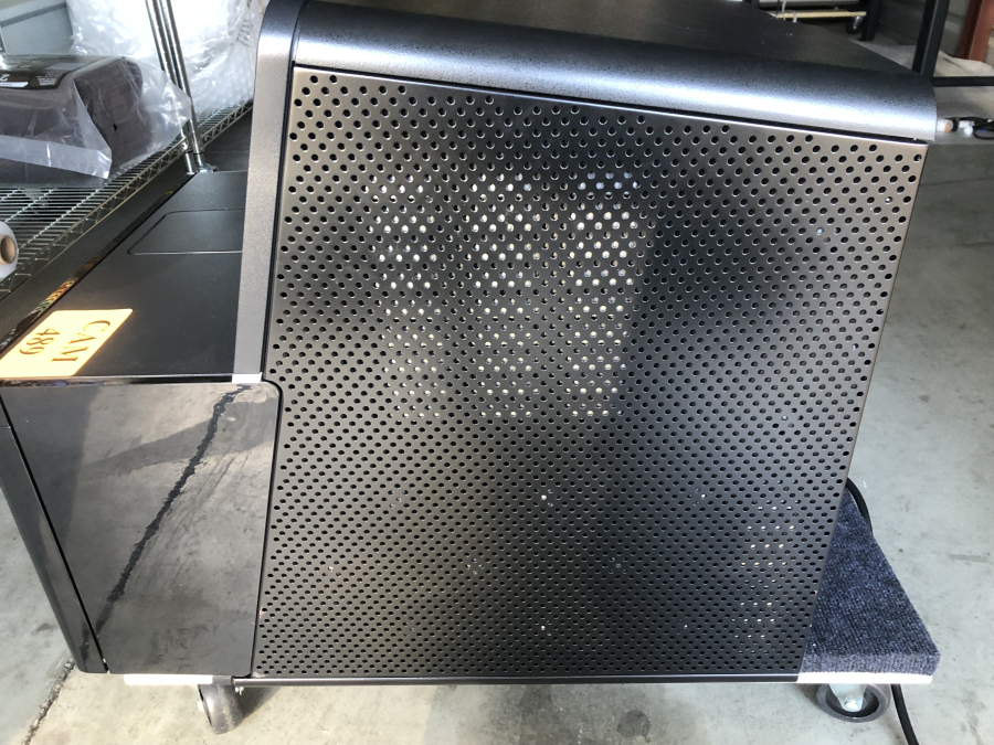 Illumina Sequencer NextSeq 500; SN:NS500482, photo 11 of 16