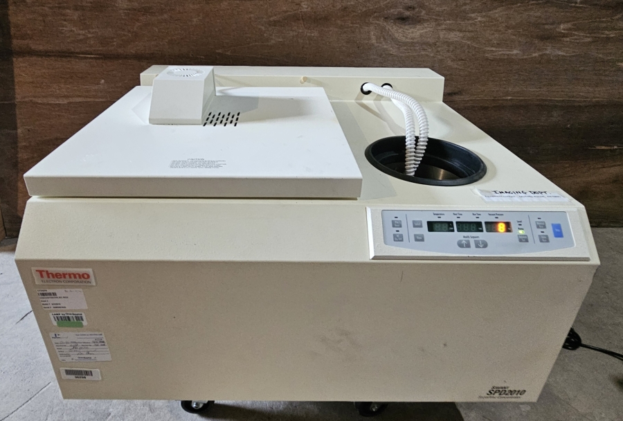 Thermo Electron SPD2010 SpeedVac Concentrator; SN:0580500102A, photo 1 of 36