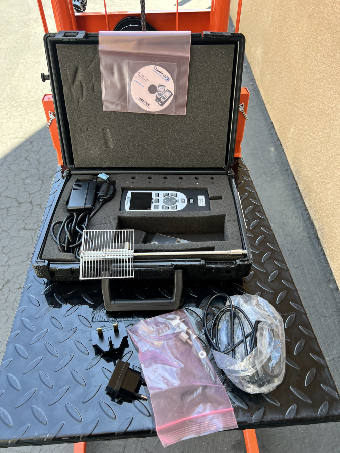Ametek Chatillon DFE II Digital Force Gauge with Case SN:T18803, photo 3 of 12