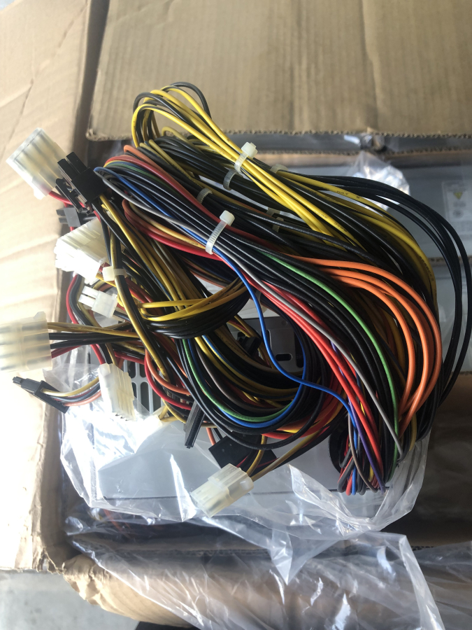 Sparkle Power SPI SPI700A8BB 700W Power Supply, photo 3 of 9
