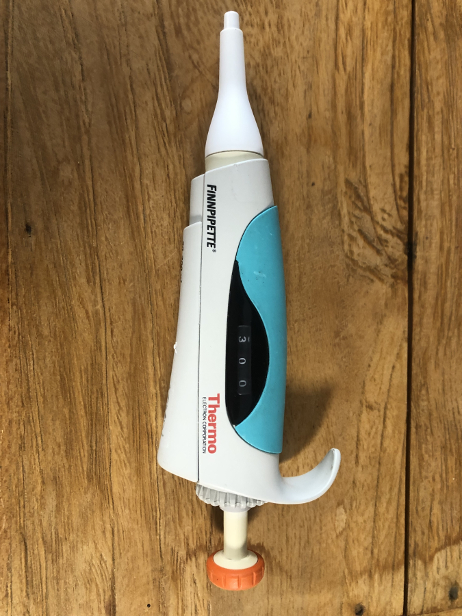 Thermo Electron Corporation Finnpipette 30-300 uL Single-Channel Pipette, photo 1 of 5