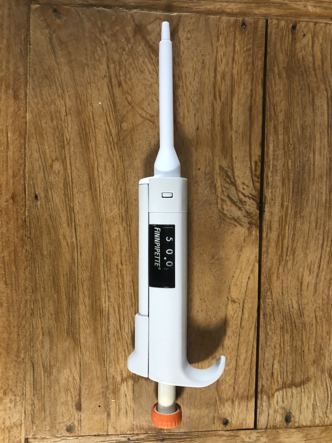 ThermoScientific FinnPipette 5-50 uL Manual 4500 Single-Channel Pipette, photo 2 of 6