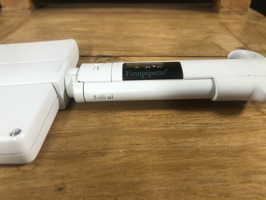 ThermoScientific Labsystems 12-Channel Finnpipette 5-50 uL Multi-Channel Pipette 4510, photo 2 of 6
