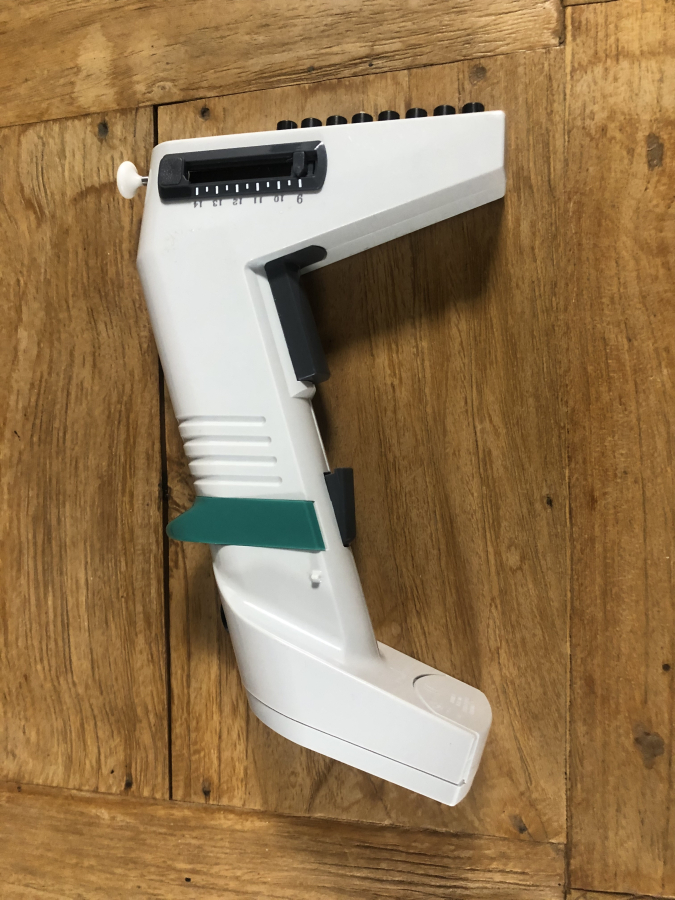 ThermoScientific Matrix 1250 uL Multi-Channel 8-Channel Electronic Pipette, photo 2 of 5