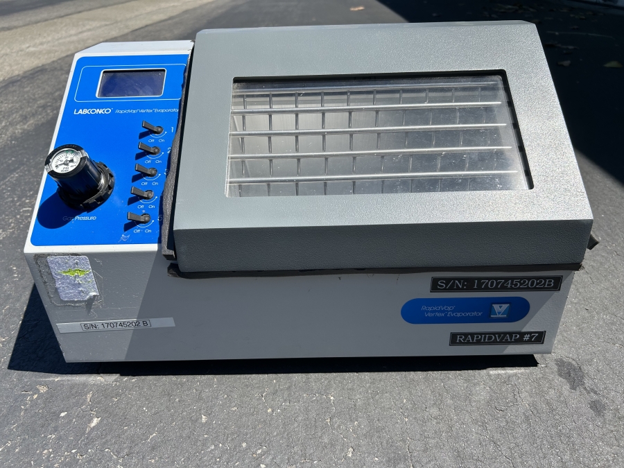 Labconco RapidVap Vortex Evaporator SN:170745202, photo 2 of 7