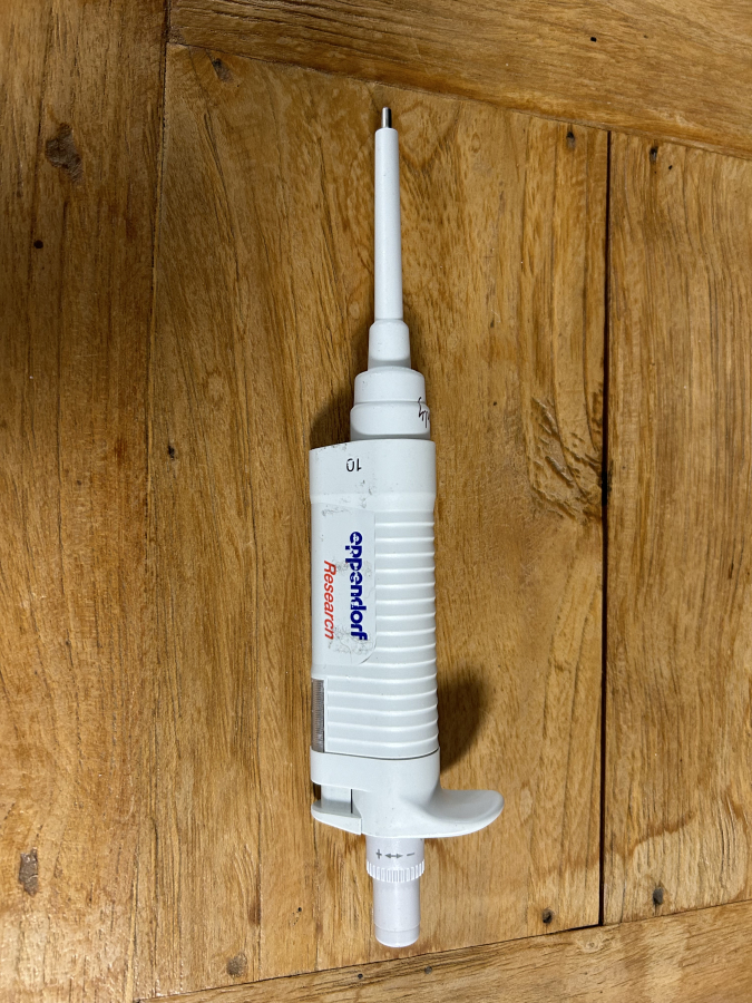 Eppendorf Research PhysioCare 0.5-10 uL Single-Channel Adjustable Pipette, photo 1 of 5