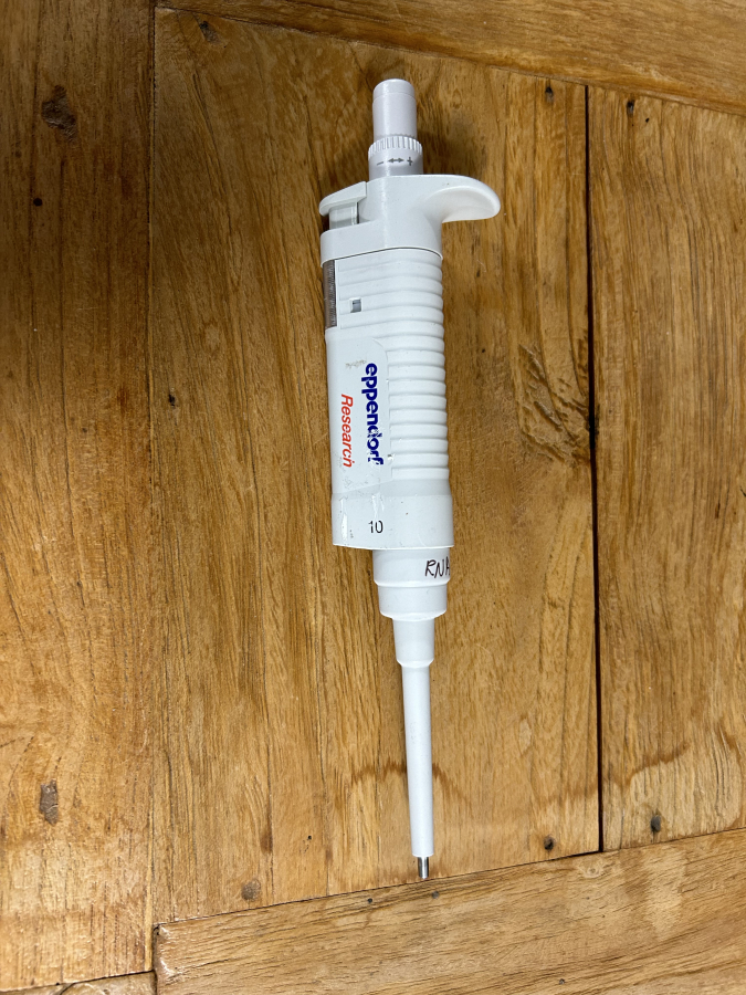 Eppendorf Research PhysioCare 0.5-10 uL Single-Channel Adjustable Pipette, photo 2 of 5