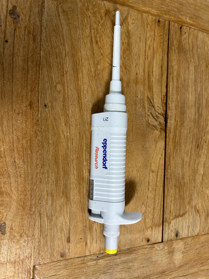 Eppendorf Research PhysioCare 2-20 uL Single-Channel Adjustable Pipette, photo 2 of 4