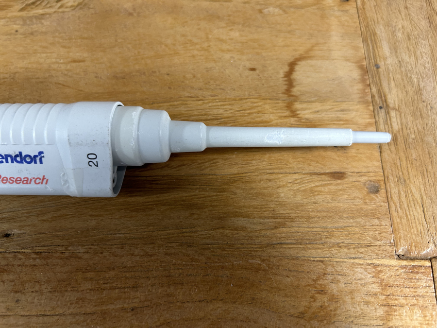 Eppendorf Research PhysioCare 2-20 uL Single-Channel Adjustable Pipette, photo 4 of 4