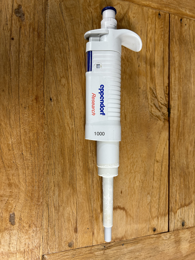 Eppendorf Research PhysioCare 100-1000 uL Single-Channel Manual Pipette, photo 2 of 5