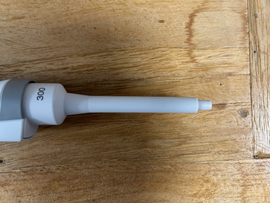 Eppendorf Research Plus 30-300 uL ADJ Single-Channel Pipette PhysioCare, photo 5 of 5