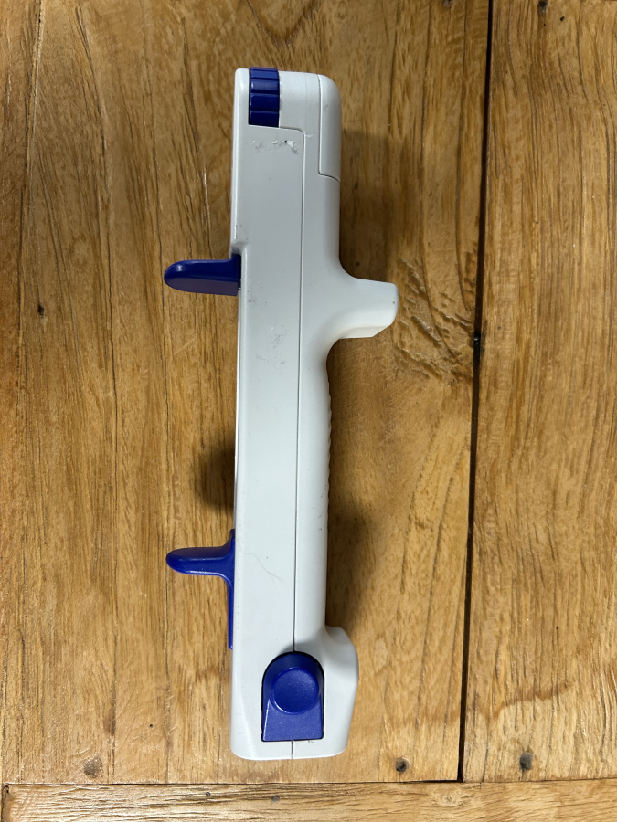 Eppendorf Repeater Plus Multi-Dispenser Pipette Repeating Syringe, photo 4 of 6