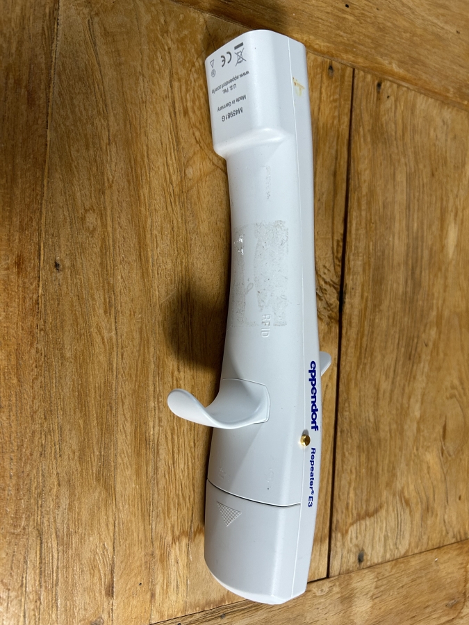 Eppendorf Repeater E3 1 uL-50 mL Electronic Multi-Dispenser Pipette, photo 3 of 4