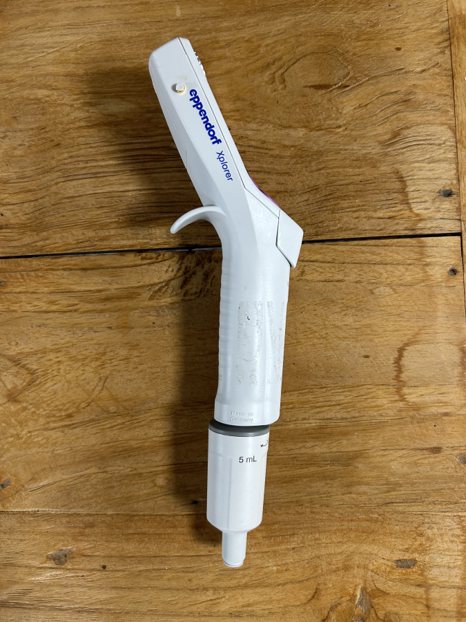 Eppendorf Xplorer 0.2-5 mL Single-Channel Electronic Pipette, photo 4 of 4