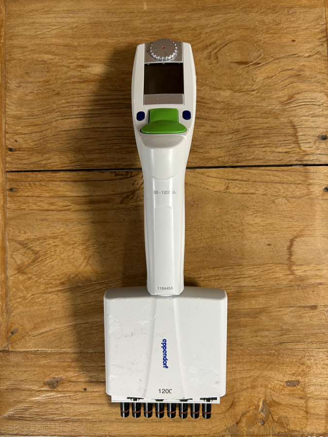 Eppendorf Xplorer 50-1200 uL 8-Channel Multi-Channel Electronic Pipette, photo 4 of 5