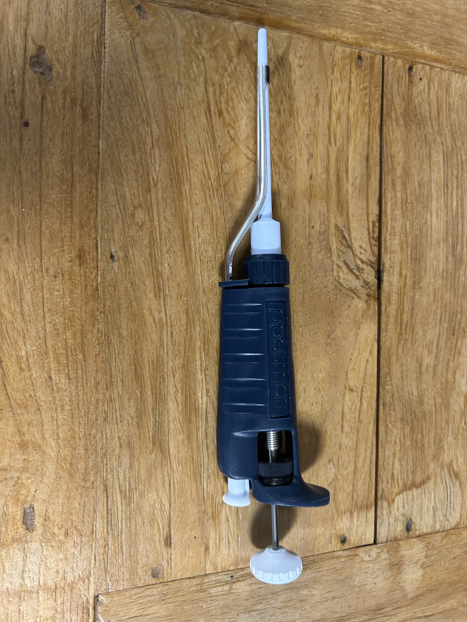 Gilson P100 20-100 uL Pipetman Single-Channel Adjustable Manual Pipette, photo 1 of 4