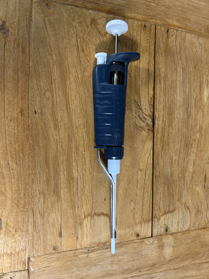 Gilson P100 20-100 uL Pipetman Single-Channel Adjustable Manual Pipette, photo 2 of 4