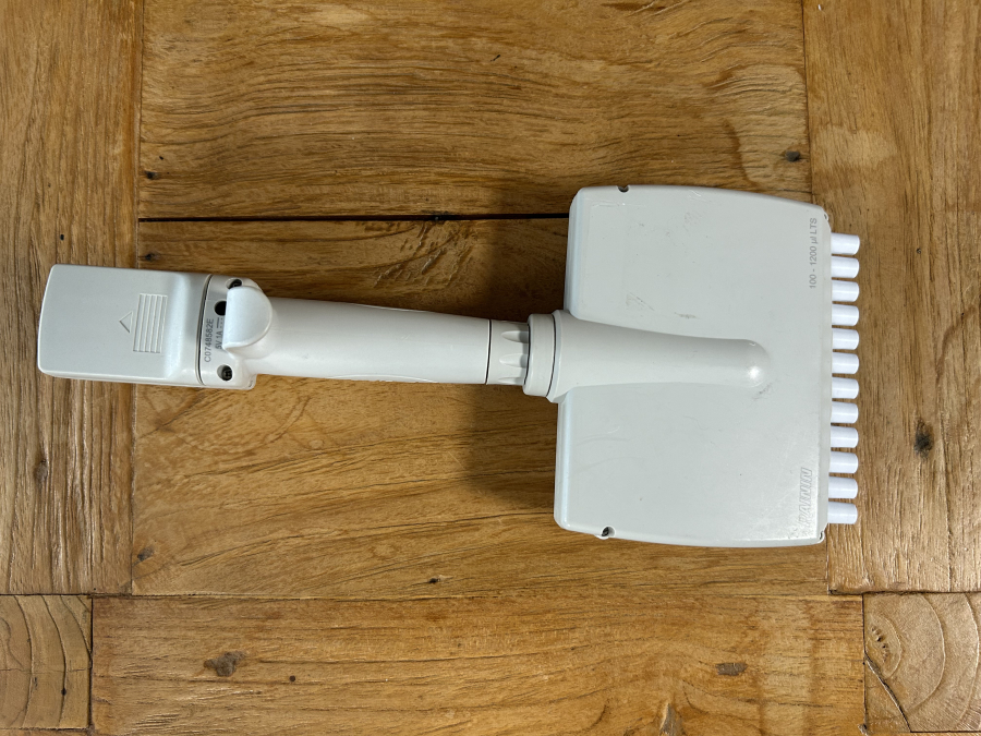 Rainin edp3 100-1200 uL LTS 12-Channel Electronic Multi-Channel Pipette, photo 3 of 5