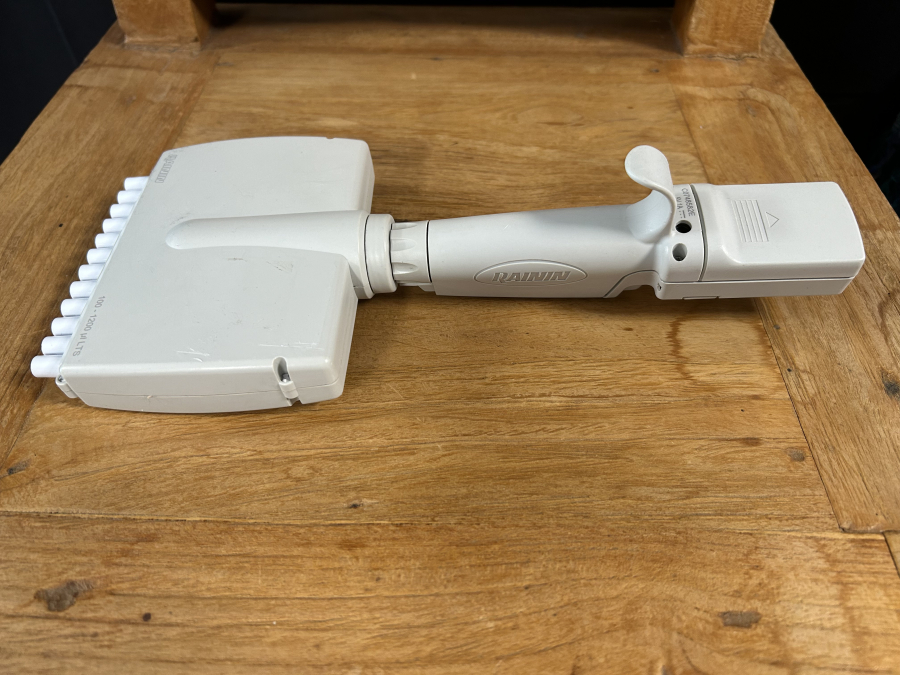 Rainin edp3 100-1200 uL LTS 12-Channel Electronic Multi-Channel Pipette, photo 5 of 5
