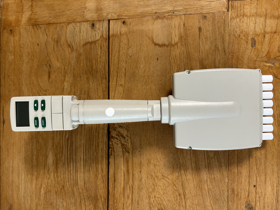 Rainin edp3 100-1200 uL LTS 8-Channel Electronic Multi-Channel Pipette, photo 1 of 5