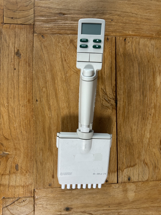 Rainin edp3 20-200 uL LTS 8-Channel Electronic Multi-Channel Pipette, photo 2 of 5