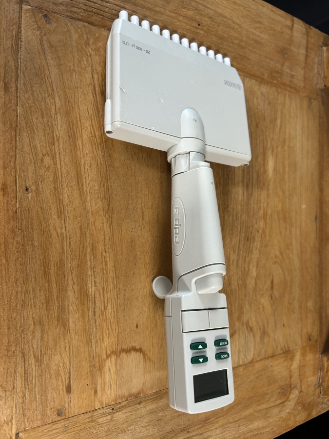 Rainin edp3 20-300 uL LTS 12-Channel Electronic Multi-Channel Pipette, photo 4 of 6