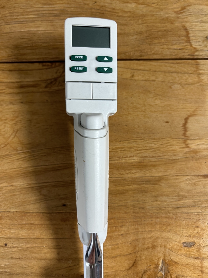 Rainin edp3 LTS 100uL-1mL Single-Channel Electronic Pipette 100-1000, photo 3 of 4