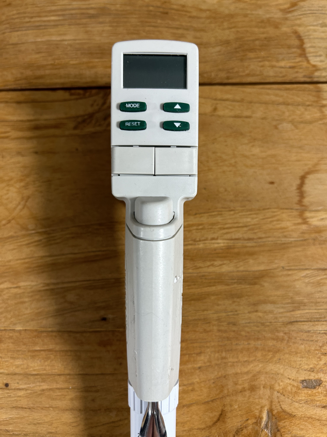 Rainin edp3 LTS 200uL-2mL Single-Channel Electronic Pipette 200-2000, photo 3 of 4