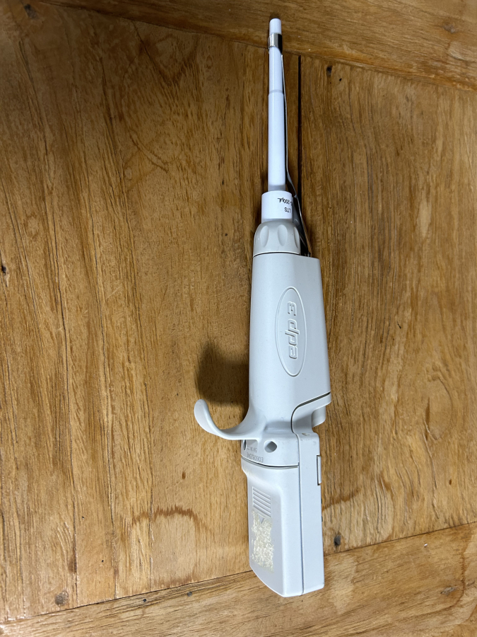 Rainin edp3 LTS 20-200 uL Adjustable Single-Channel Electronic Pipette, photo 2 of 4