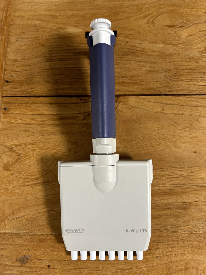 Rainin Pipet-Lite L50 5-50 uL LTS L-50 8-Channel Multi Pipette, photo 1 of 5