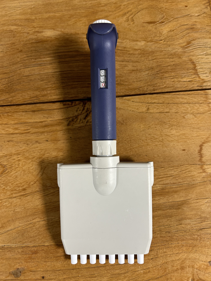 Rainin Pipet-Lite L50 5-50 uL LTS L-50 8-Channel Multi Pipette, photo 2 of 5