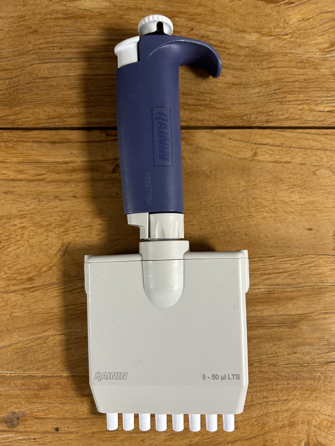 Rainin Pipet-Lite L50 5-50 uL LTS L-50 8-Channel Multi Pipette, photo 4 of 5
