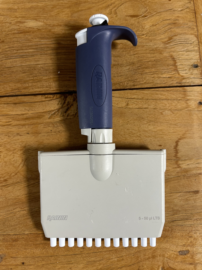 Rainin Pipet-Lite L50 5-50 uL LTS L-50 12-Channel Multi Pipette, photo 4 of 5