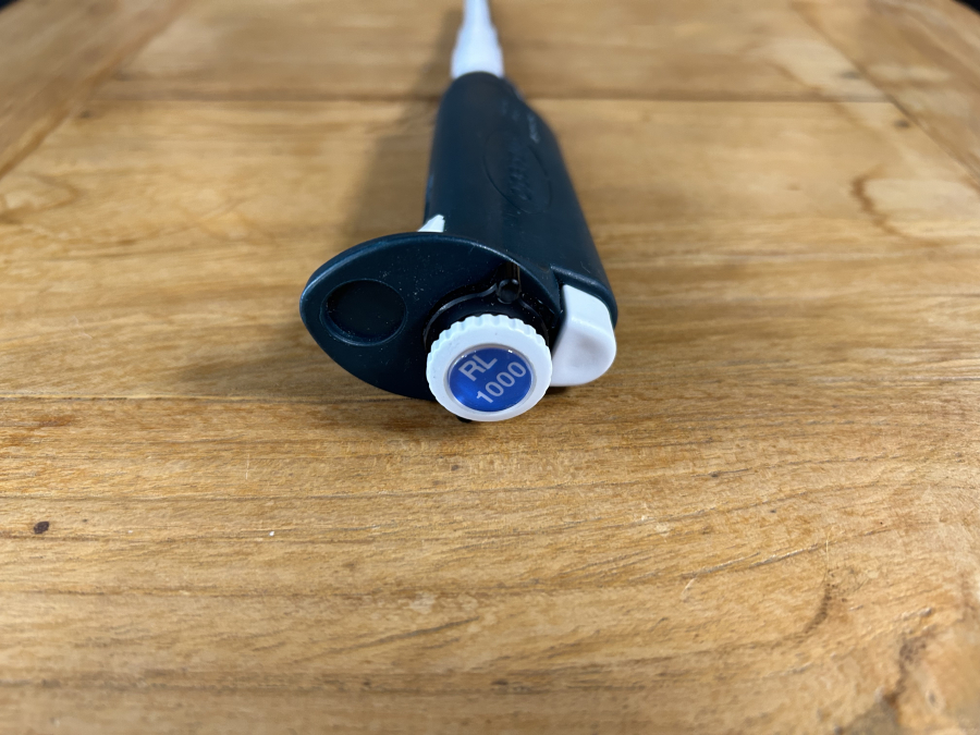 Rainin Pipet-Plus LTS 100 uL-1 mL RL1000 Single-Channel Pipette 1mL, photo 1 of 4