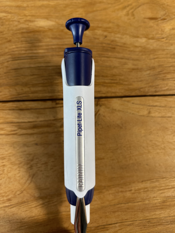 Rainin Pipet-Lite XLS 0.1-2 uL LTS L-2 2uL RFID Single-Channel Pipette, photo 3 of 5