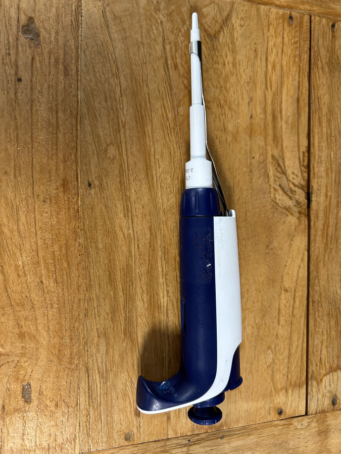 Rainin Pipet-Lite XLS 2-20 uL LTS L-20 20uL RFID Single-Channel Pipette, photo 1 of 4
