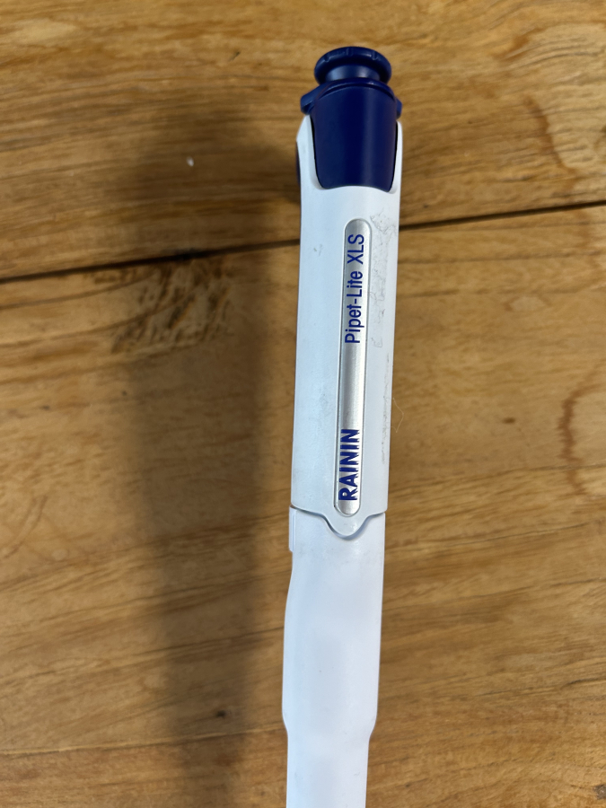 Rainin Pipet-Lite XLS 200-2000 uL LTS L-2000 2-mL RFID Single-Channel Pipette 2mL, photo 4 of 5
