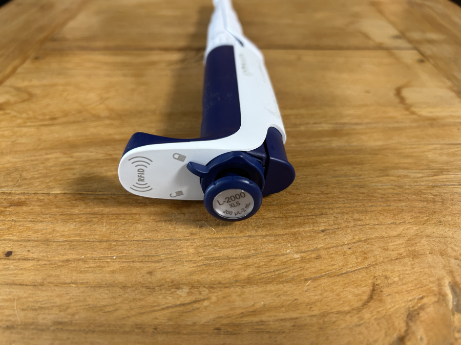 Rainin Pipet-Lite XLS 200-2000 uL LTS L-2000 2-mL RFID Single-Channel Pipette 2mL, photo 5 of 5